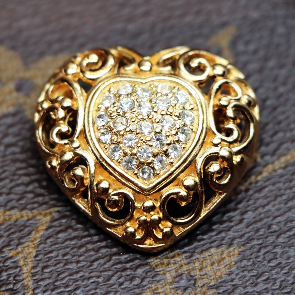 💖 Vintage Christian Dior Crystal Heart Brooch 💝 - Picture 5 of 16